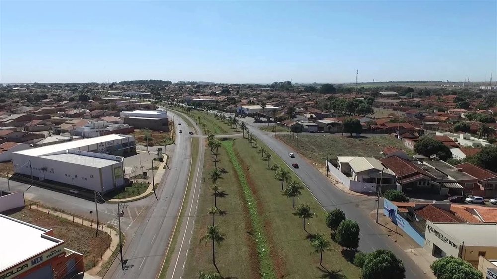 Vista aérea da Via dos Coqueiros em Barretos
